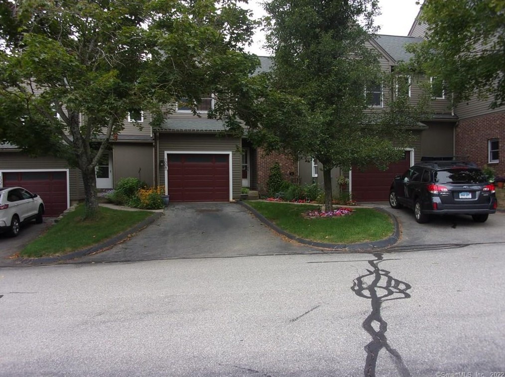 10 Depot Rd, W Willington, CT 06279-1639