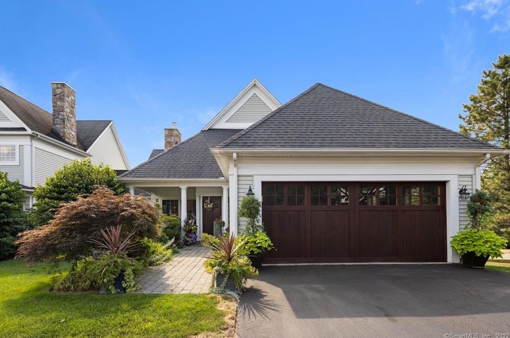 103 Strawberry Ln #103, Manchester, CT 06040