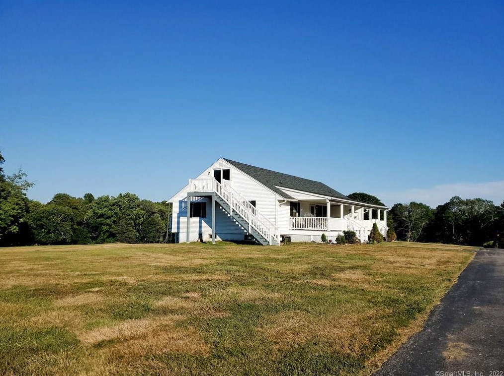 92 Stanavage Rd #1, Colchester, CT 06415