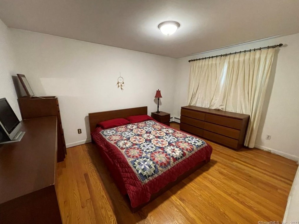 48 Tolli Ter, New Haven CT  06512-3159 exterior