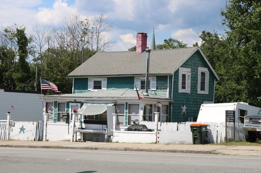 264 Pratt St, Meriden, CT 06450