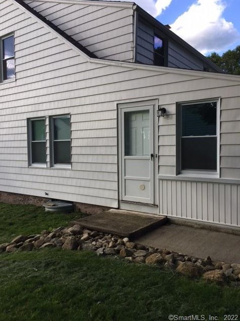 26 Providence Ave #2, Huntington, CT 06484