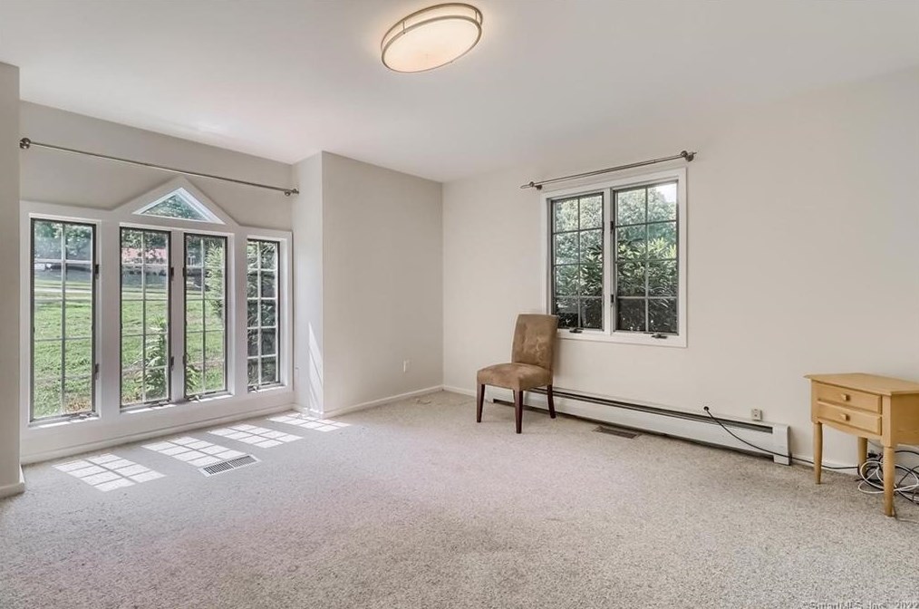 6 Bolton Ln, Westport CT  06880-2324 exterior