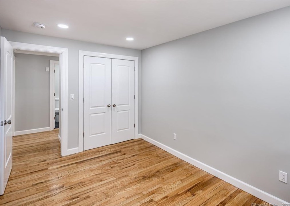677 Pine Rock Ave, New Haven CT  06514-3814 exterior
