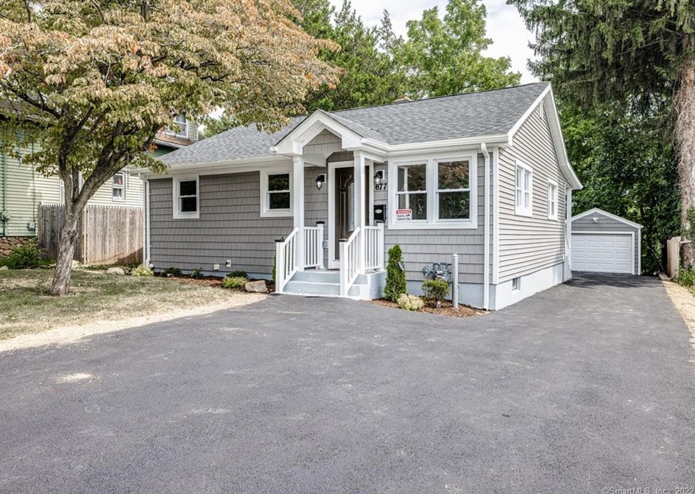 677 Pine Rock Ave, New Haven CT  06514-3814 exterior