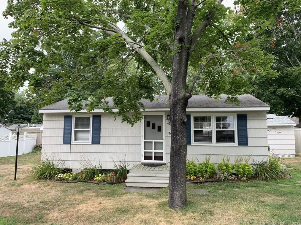 48 East St, Madison, CT 06443-3462
