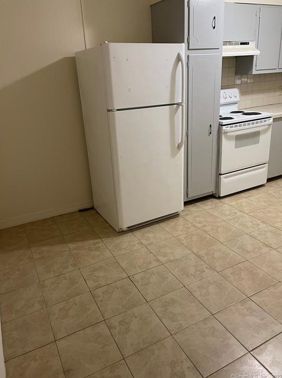 310 S Main St #3, Litchfield, CT 06787