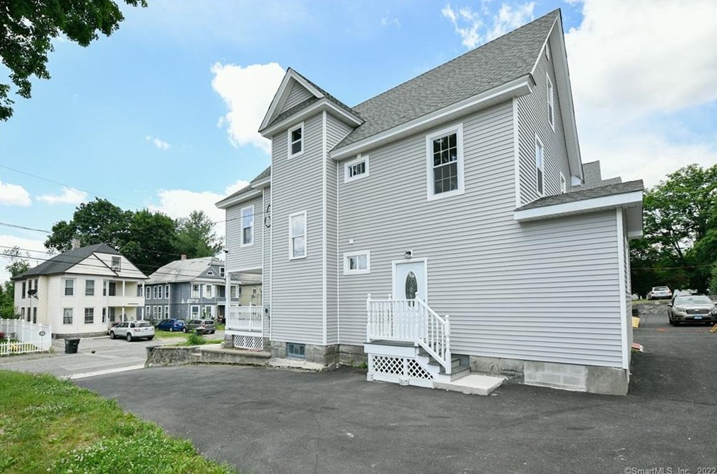 213 E Pearl St #1, Torrington, CT 06790