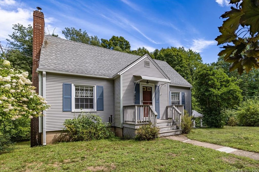 9 Woodward Rd, Columbia, CT 06237-1035