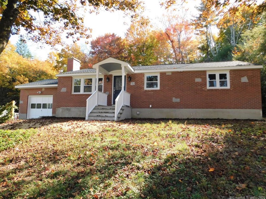 50 Sunrise Dr, Torrington, CT 06790