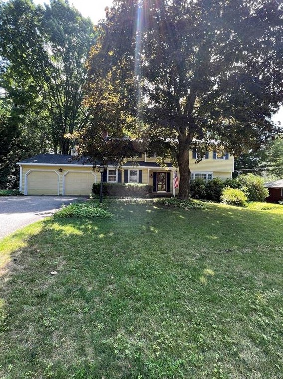 210 Dorothy Dr, Torrington CT  06790-4271 exterior