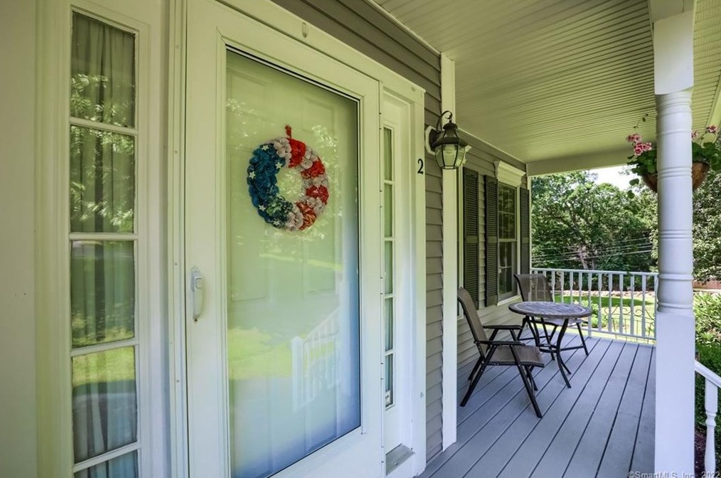 2 Mathews Ln, Northville, CT 06776-5028