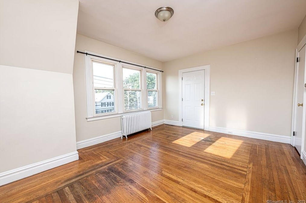 1003 Whalley Ave, New Haven CT  06515-1722 exterior