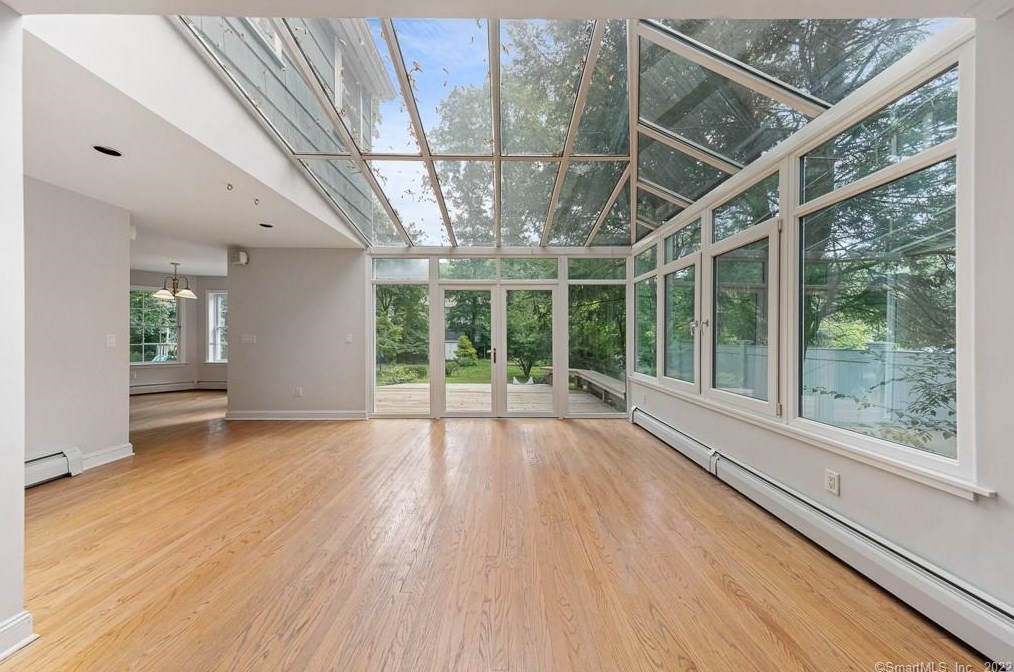 45 Hoyt St, Tokeneke, CT 06820