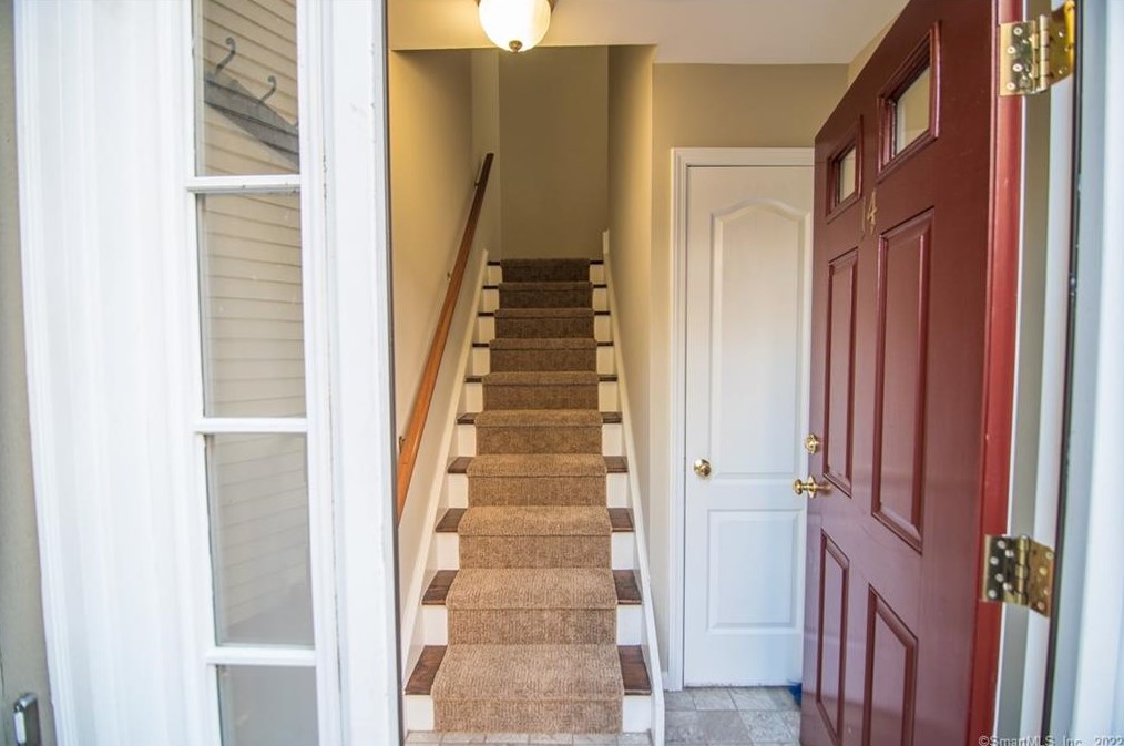 7 Seir Hill Rd #14, Norwalk, CT 06850