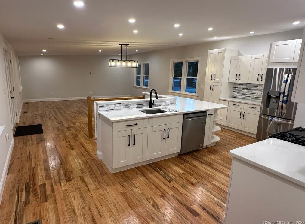 36 Northwoods Rd, Stamford, CT 06905