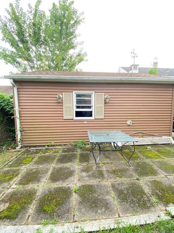 16 Fairfax Ave, Hartford CT  06119-2003 exterior