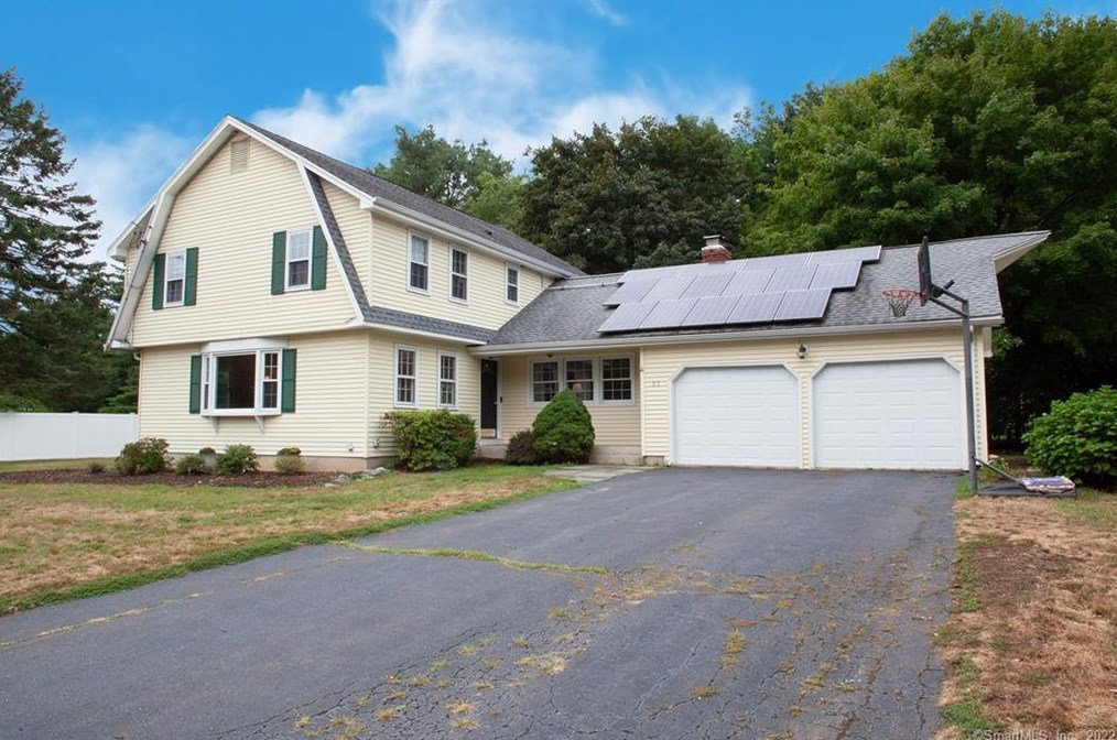 33 Andrea Ln, Avon, CT 06001
