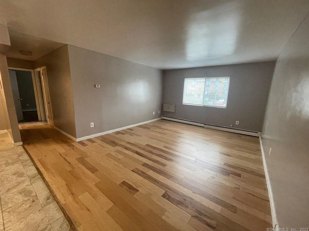 1045 Old Colony Rd #12, Meriden, CT 06450