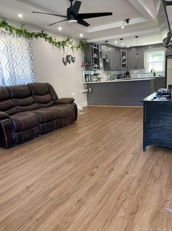 83 Pilgrim Ave, Waterbury, CT 06704