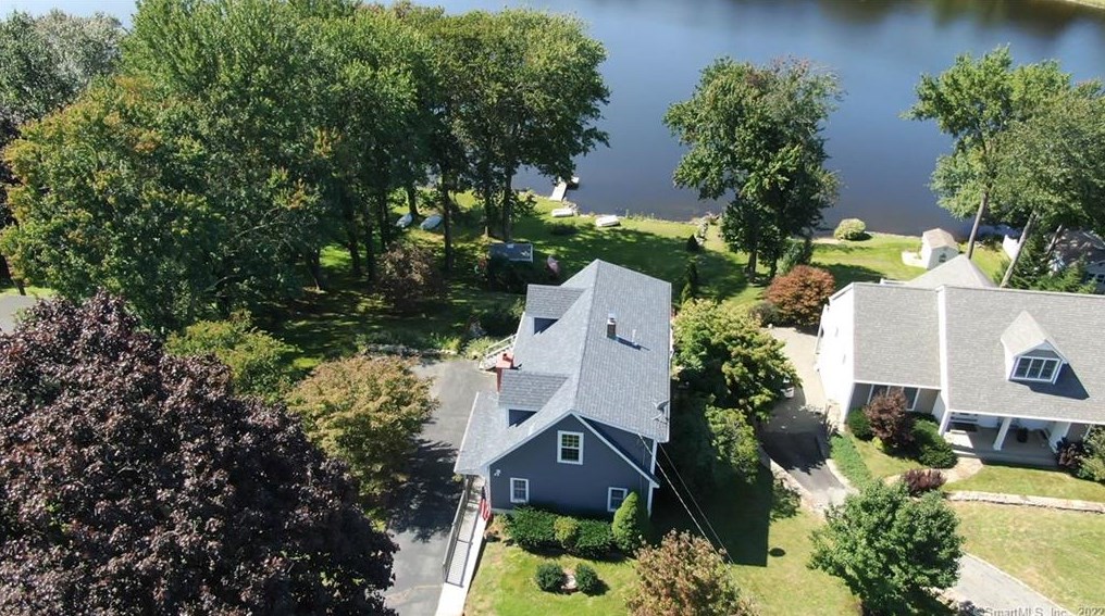 111 Quasset Rd, Woodstock, CT 06281-3306