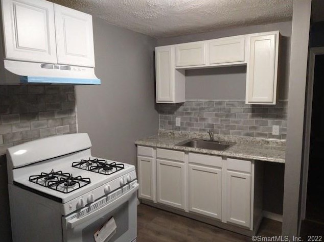 405 Blatchley Ave, New Haven, CT 06513