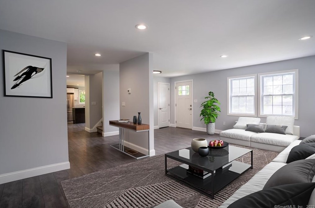 810 Hamilton Ave, Watertown, CT 06795
