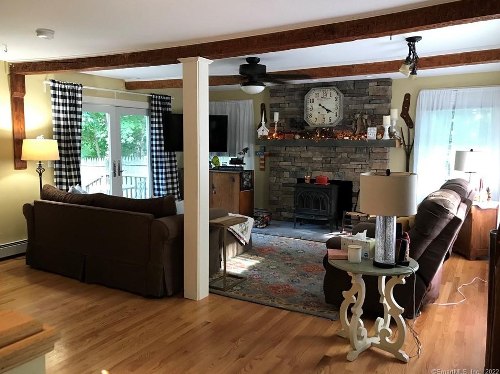 94 Kelseytown Rd, Clinton CT 06413-1455 exterior