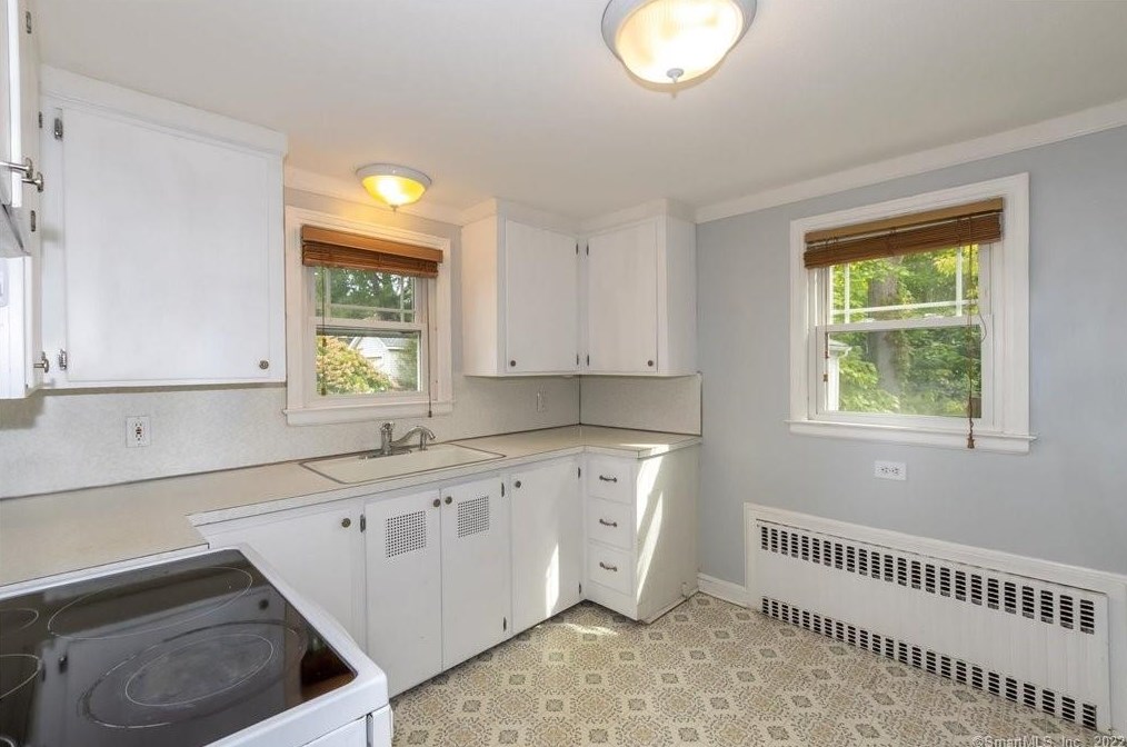 104 Price Blvd, Hartford CT 06119-2034 exterior