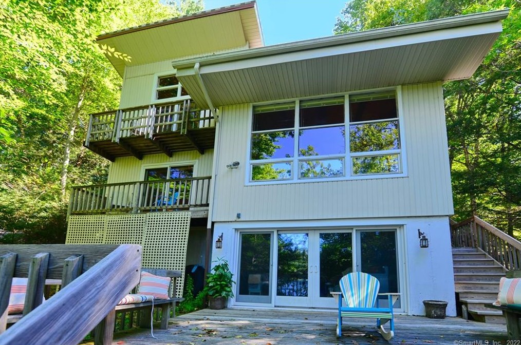 52 Indian Spring Rd, Woodstock, CT 06281-2606