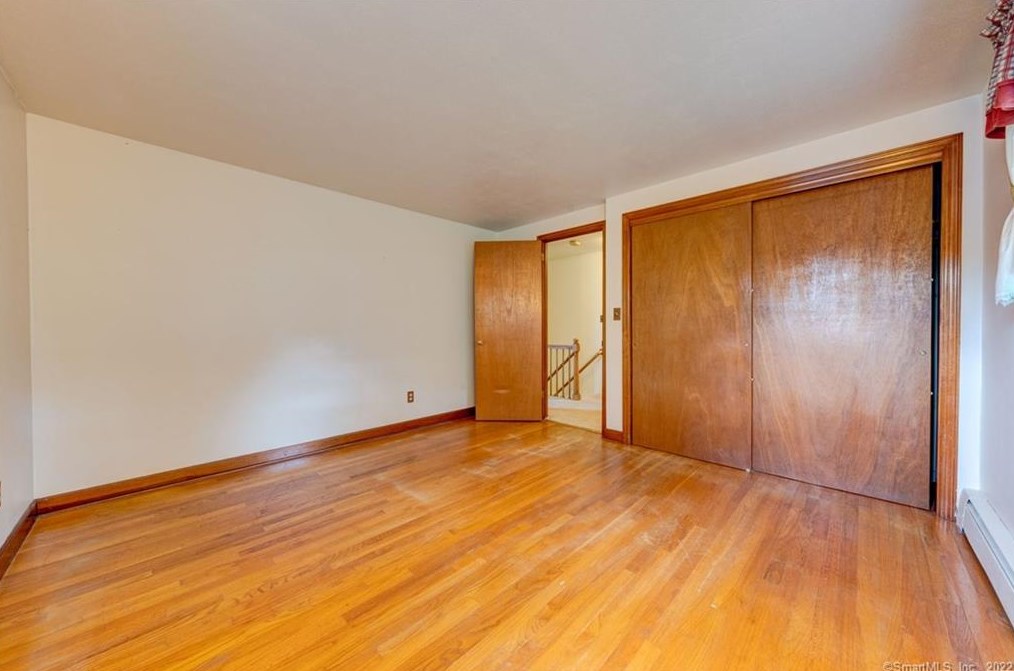 52 Merline Rd, Vernon CT 06066-4813 exterior