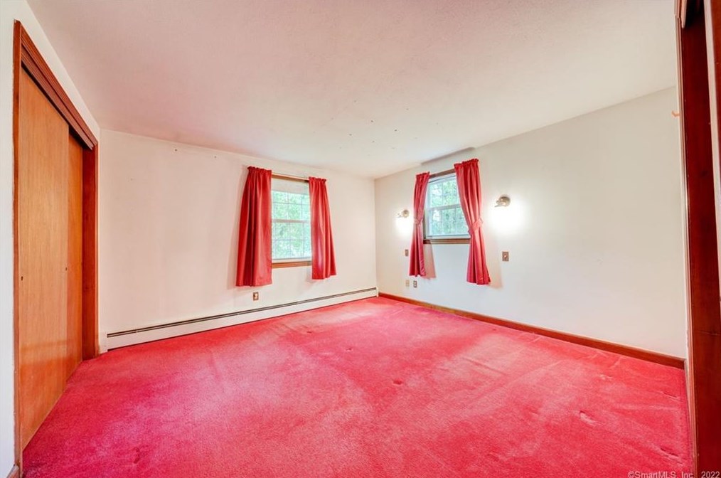 52 Merline Rd, Vernon CT 06066-4813 exterior