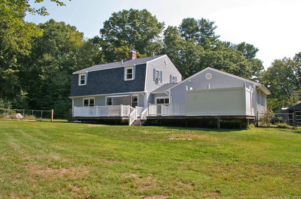 12 Whippoorwill Hollow Rd, East Hampton, CT 06424