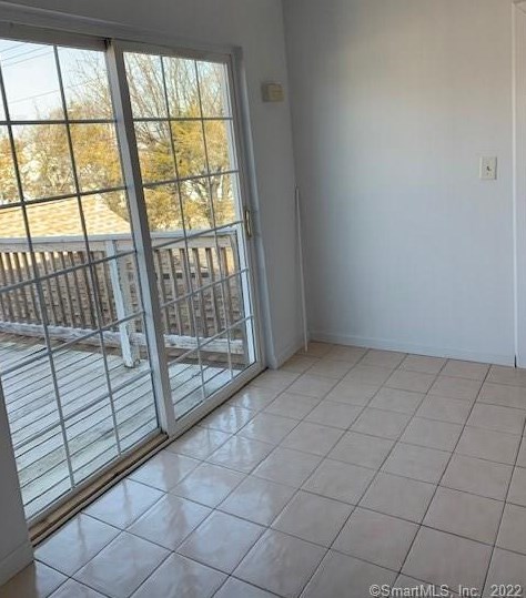 242 2nd St, New Haven CT  06516-2624 exterior