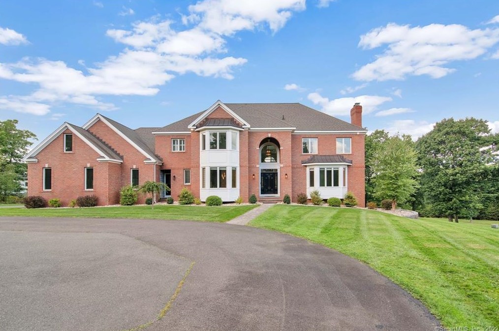 503 Cedar Ridge Dr, Glastonbury, CT 06033