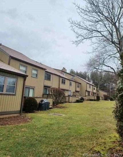 45 Mattabasset Dr, Meriden CT  06450-7429 exterior