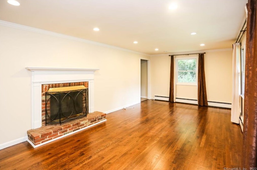 35 Own Home Ave, Wilton, CT 06897