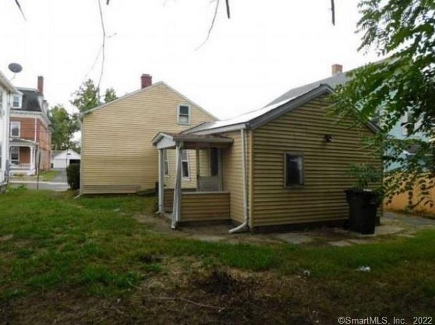 45 Spring St, Windsor Locks, CT 06096