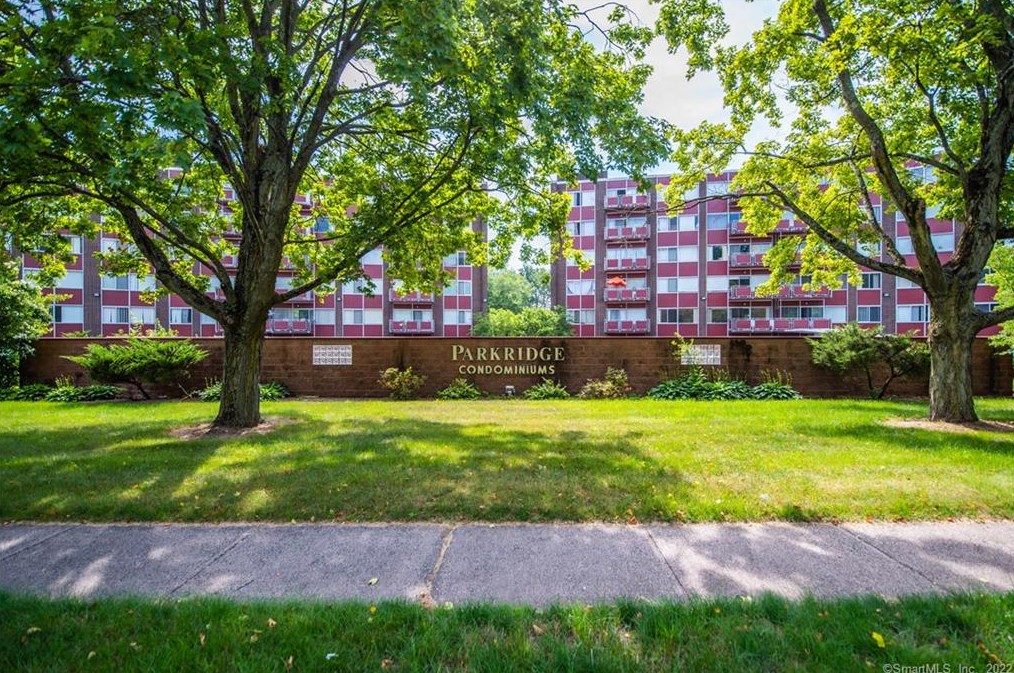 1320 Berlin Tpke, Hartford CT 06109-7001 exterior