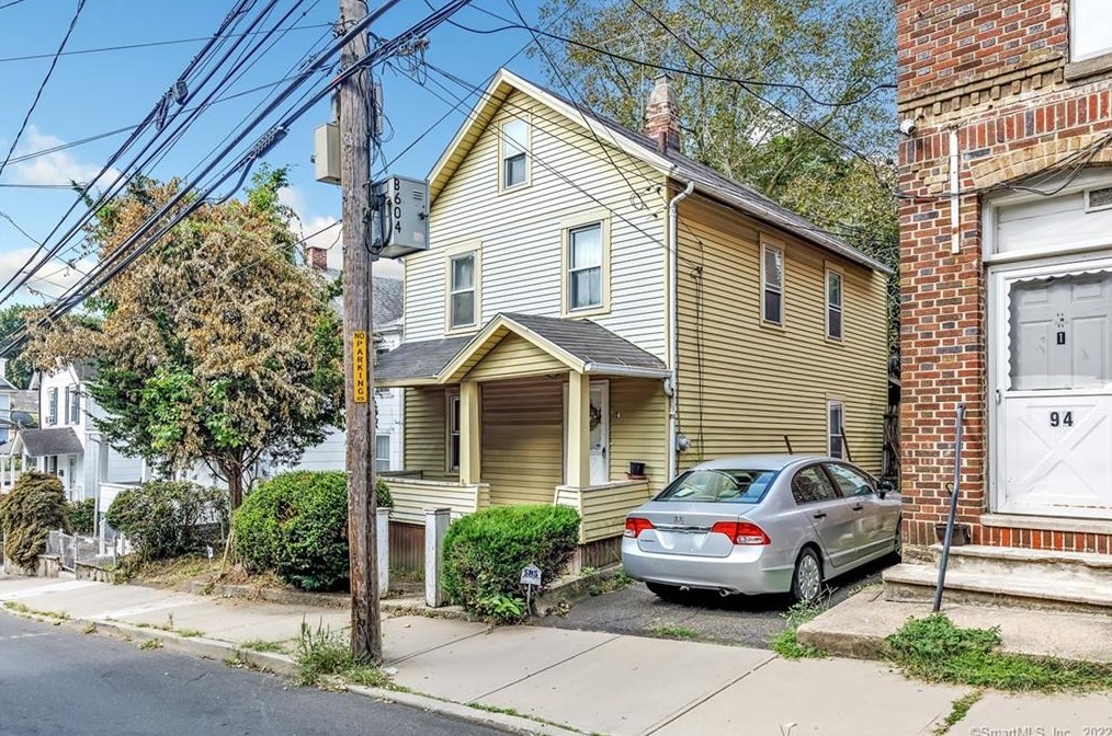 96 Lexington Ave, Norwalk, CT 06854