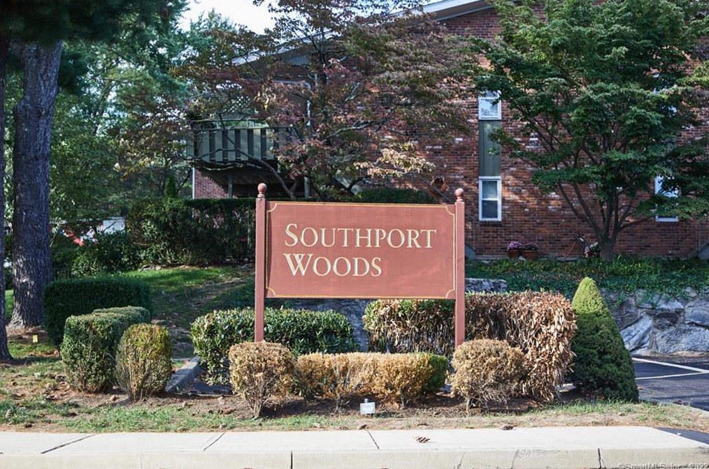 86 Southport Woods Drive #86, Southport, CT 06890