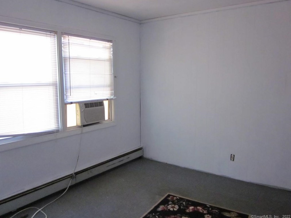 34 Sikorsky Pl, Stratford CT  06614-3729 exterior