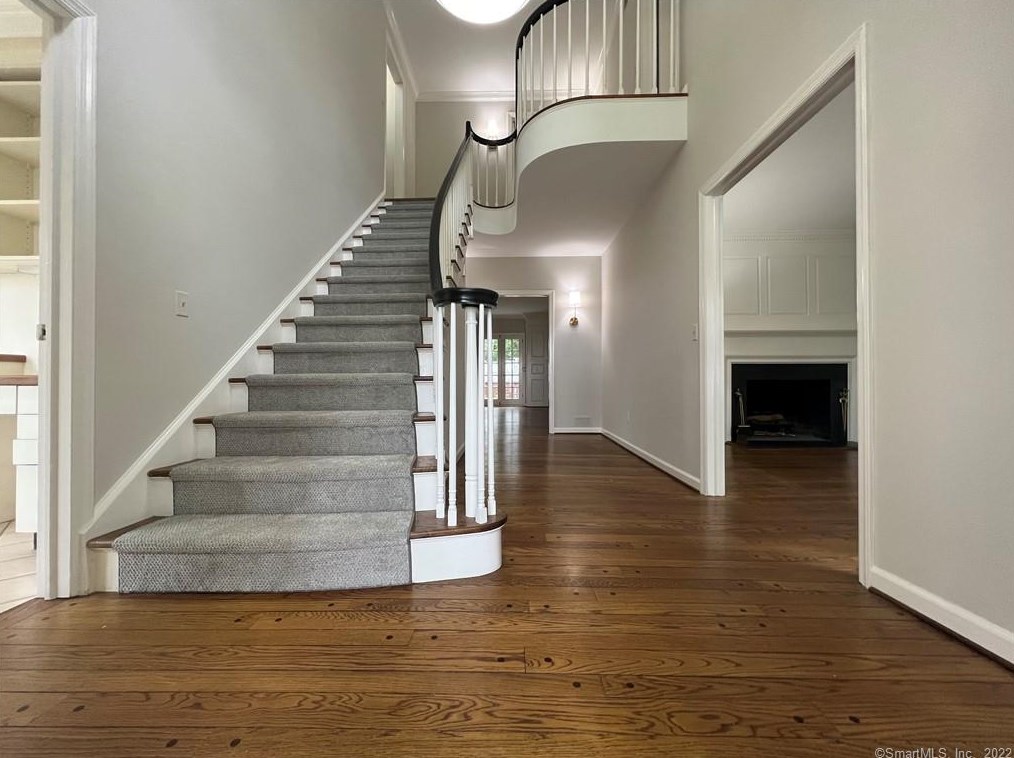 312 Elm St #51, New Canaan, CT 06840