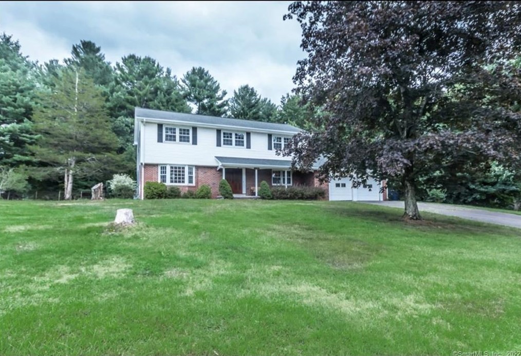 1 Ellen Dr, Terryville, CT 06786
