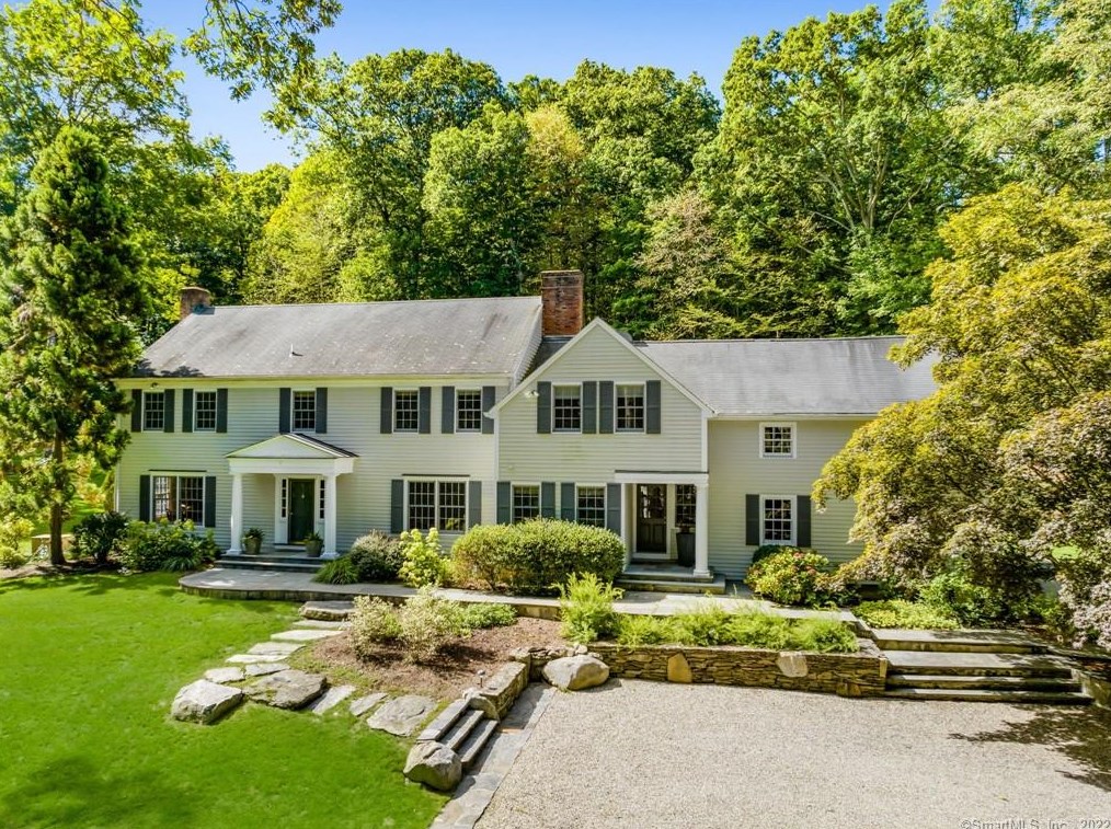 578 Valley Rd, New Canaan, CT 06840