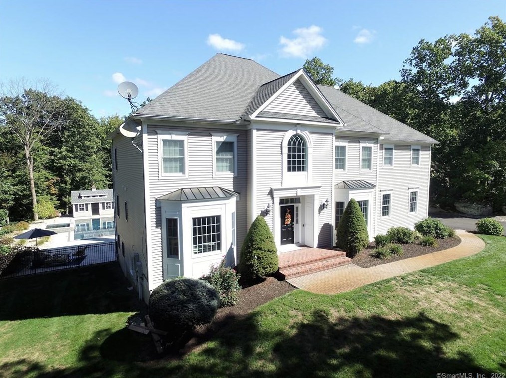 101 Grouse Hill Rd, Glastonbury, CT 06033