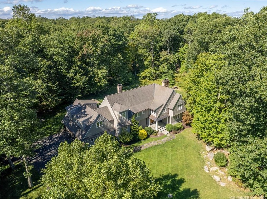 6 Quarry Rock Rd, West Redding, CT 06896 exterior