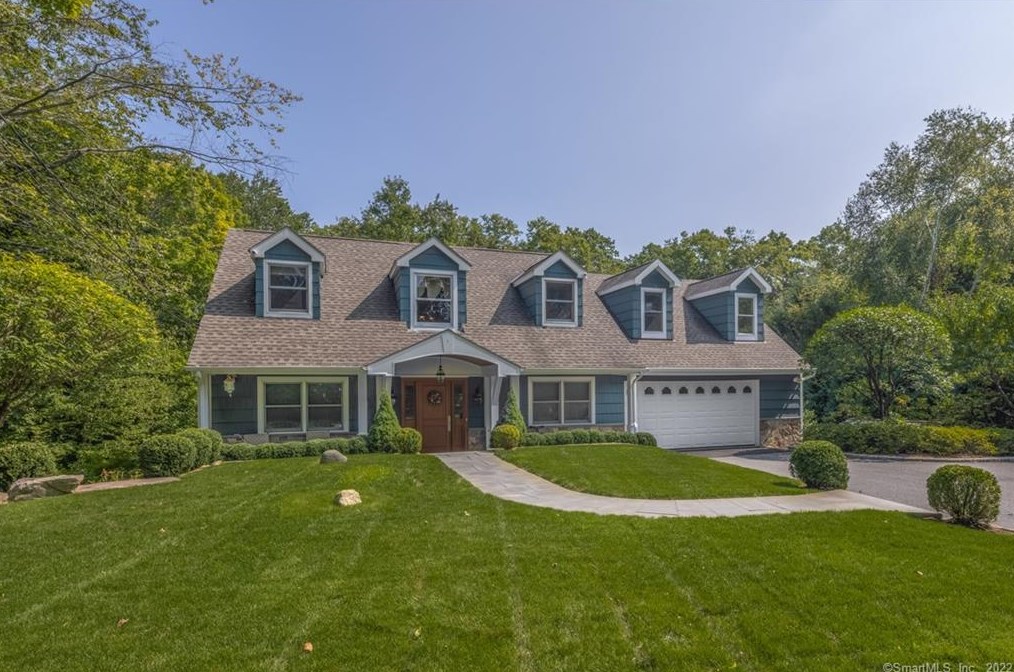 27 Rustic View Rd, Greenwich, CT 06830