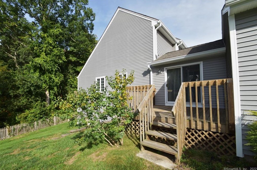 26 Suffolk Rd #26, South Glastonbury, CT 06073
