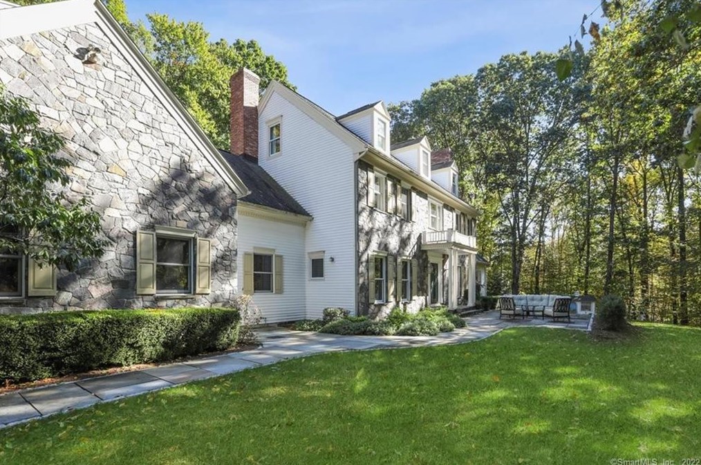 7 Shelter Cove Rd, Sherman, CT 06784